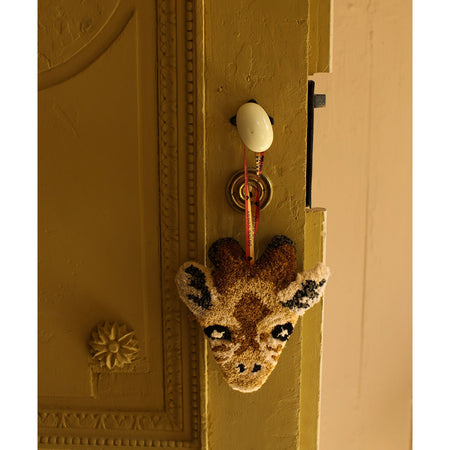 Giraffe Gift Hanger